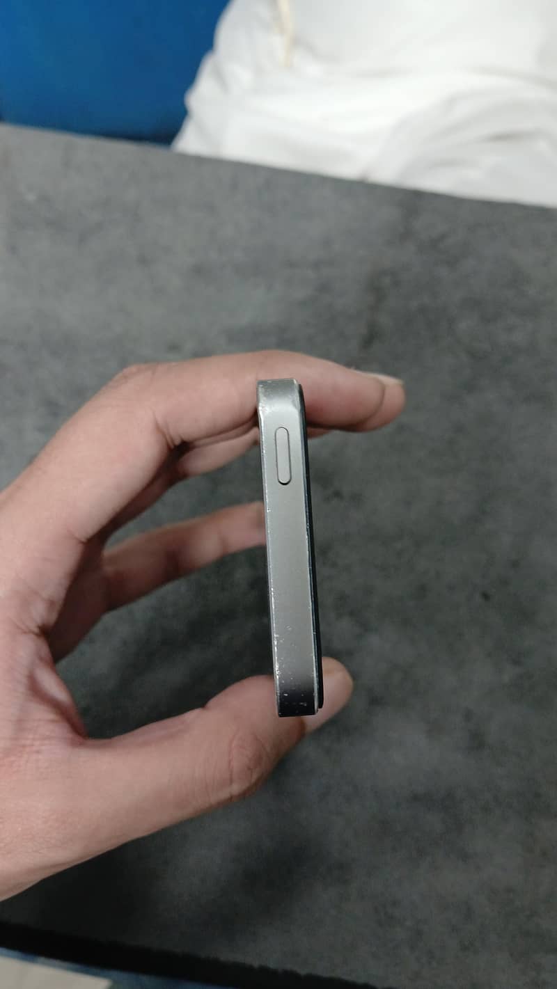Apple iPhone 5s 1