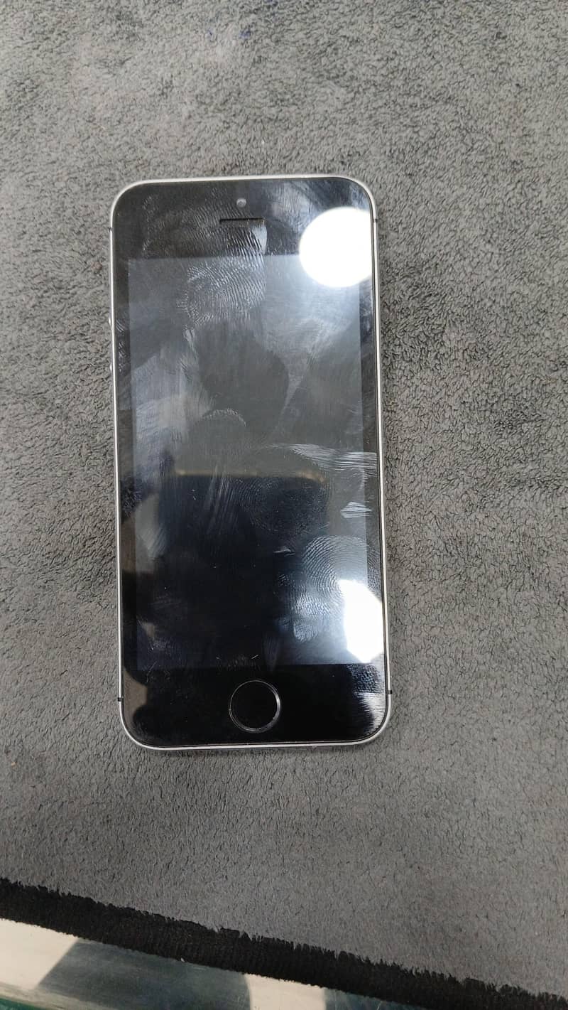 Apple iPhone 5s 6