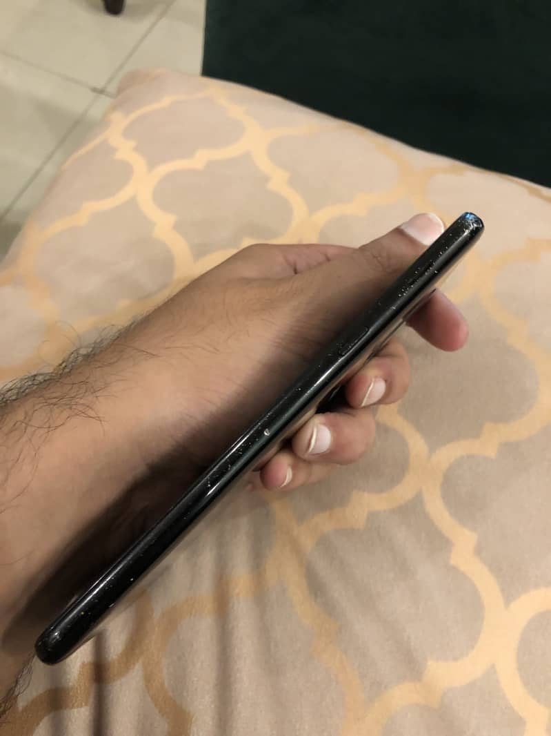Samsung Mobile A6 Plus 3