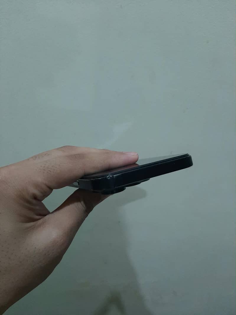 Apple iPhone 14 Pro Max 3