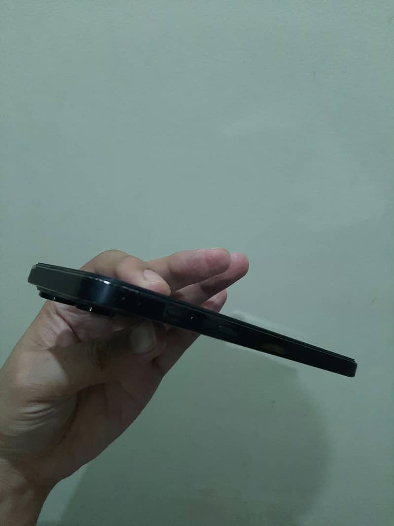 Apple iPhone 14 Pro Max 6
