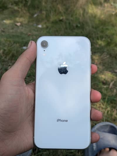 Apple iPhone XR