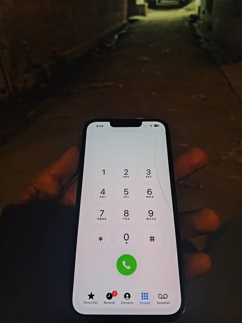 Apple iPhone 13 2