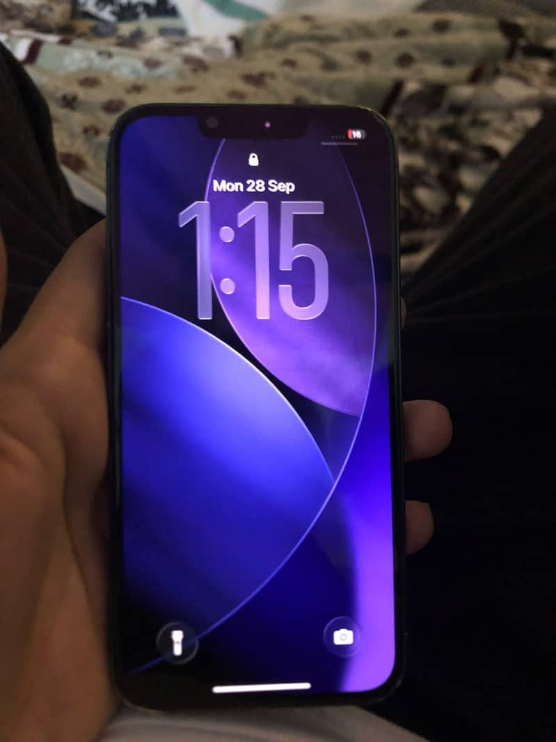 Apple iPhone 13 3