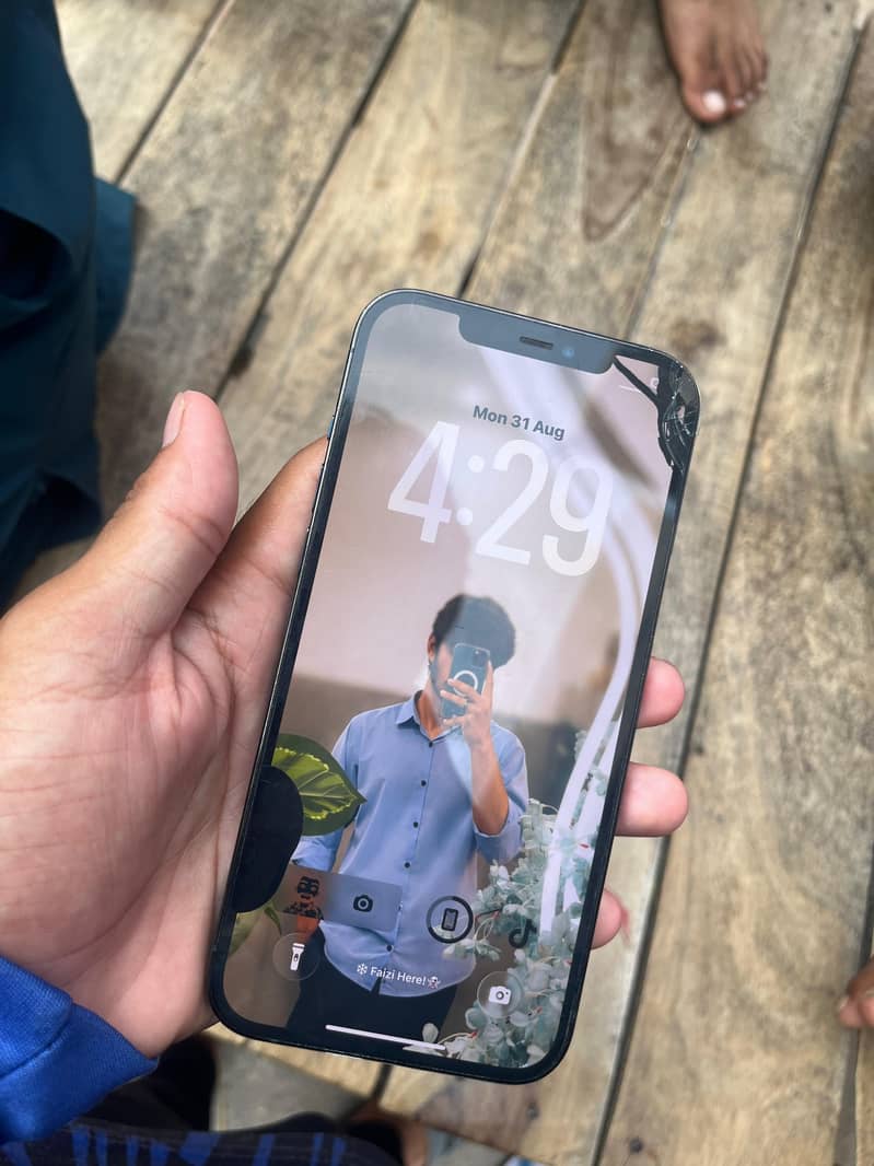 Apple iPhone 12 Pro Max 6