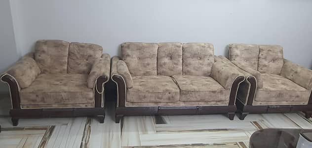 Heavy 10 seater  sheesham wood sofa set ( 3+3+2+1+1) for drawing room