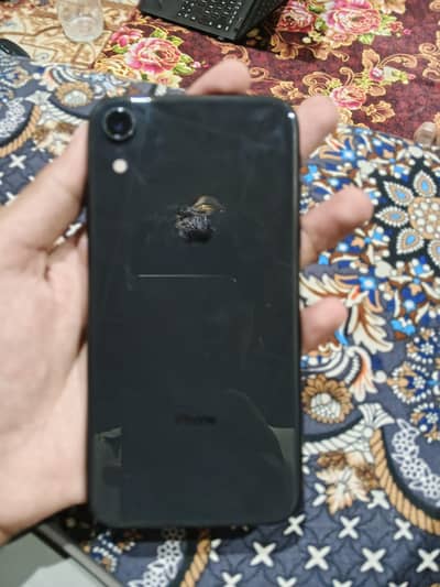 Apple iPhone XR