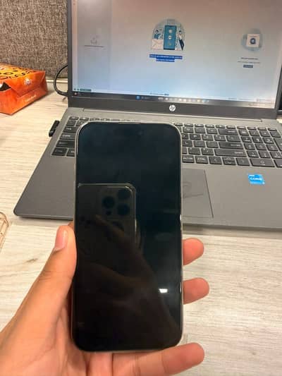Apple iPhone 15 Pro jv