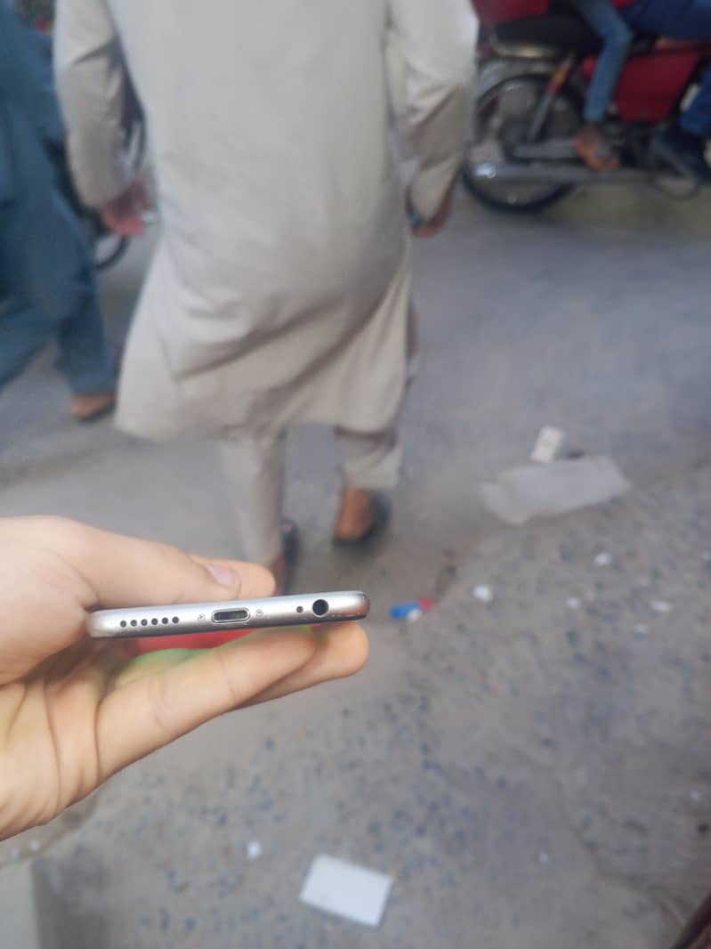 Apple iPhone 6 3