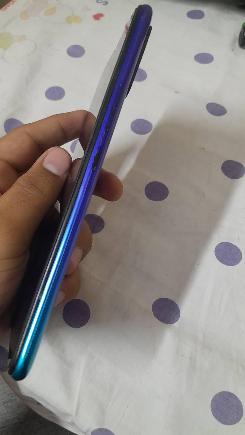 Tecno Spark 4 4