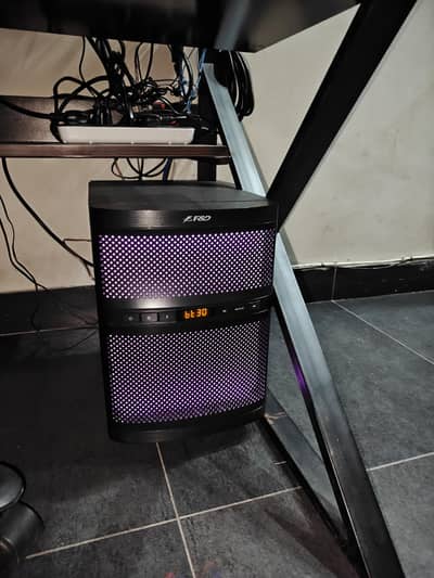 f&d t200x home threatr