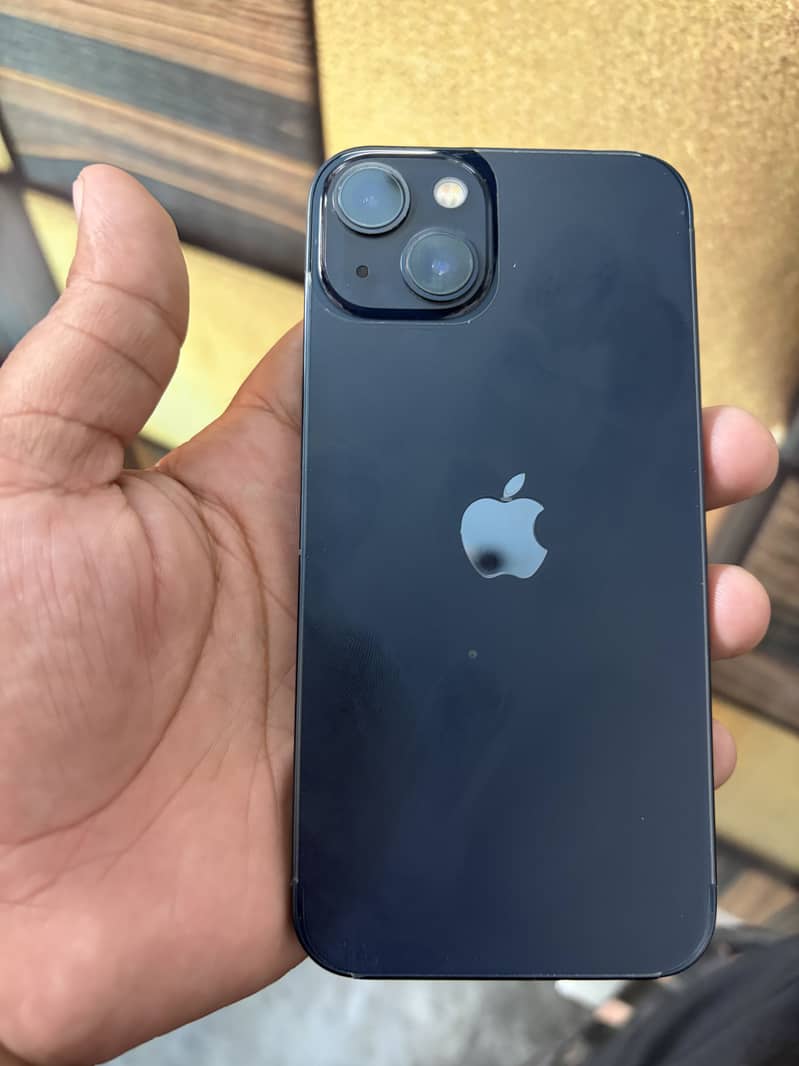 Apple iPhone 13 0