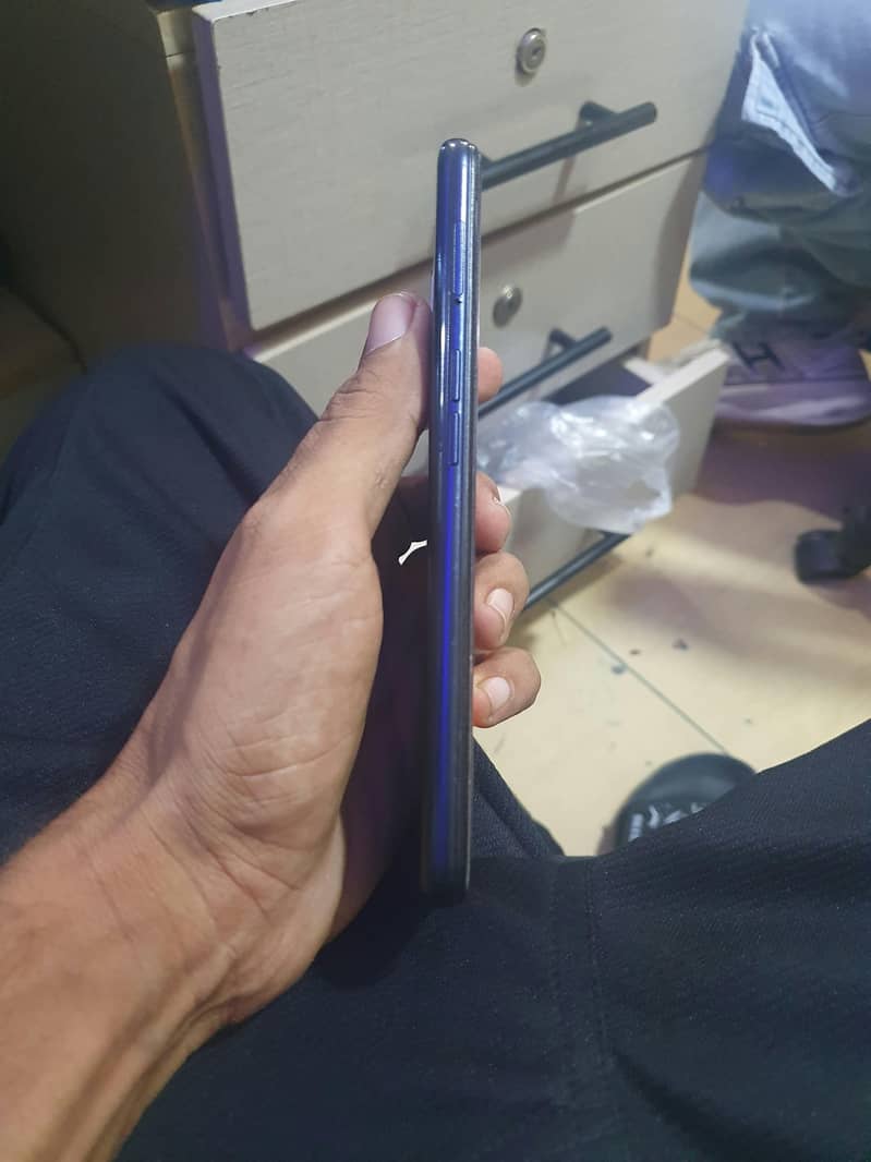 OPPO A52 3