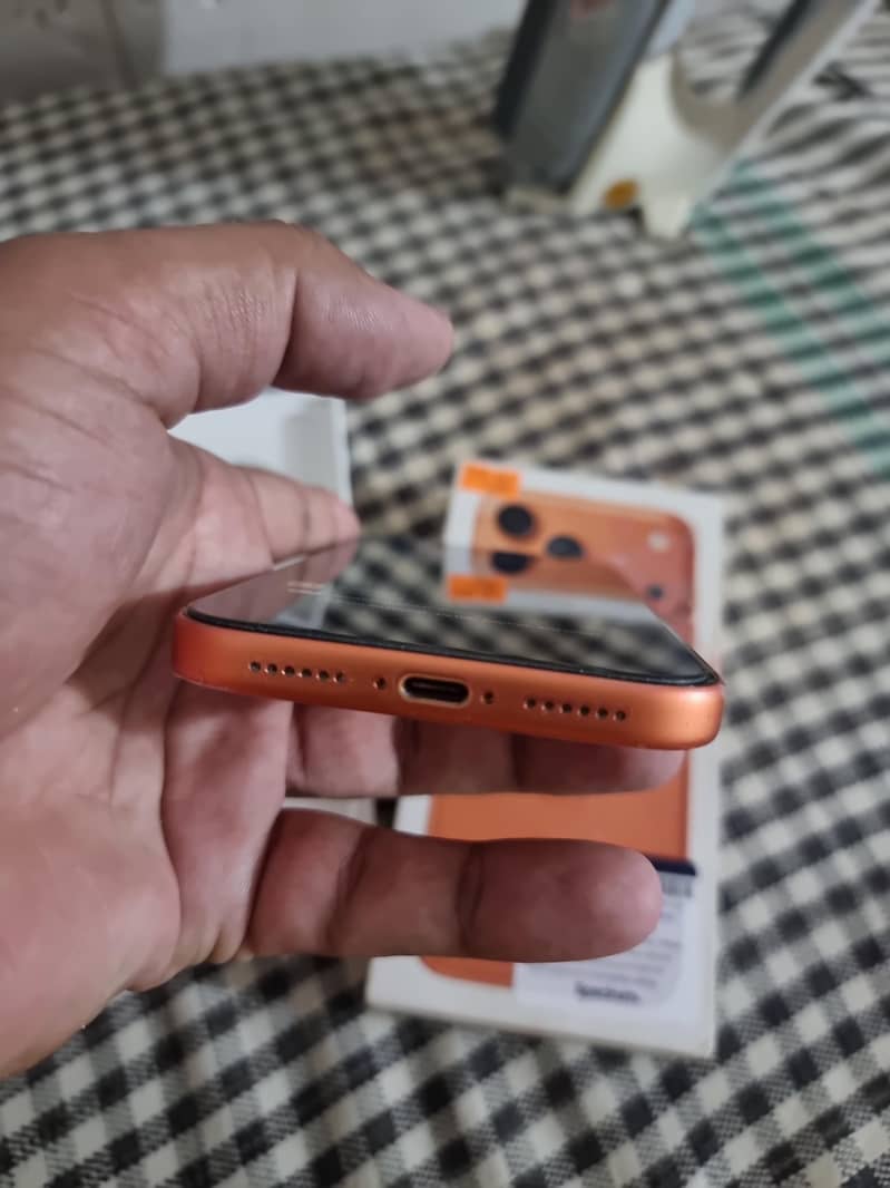 Iphone 17 pro max jv 4