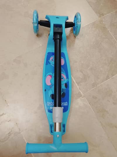 Kidz scooty