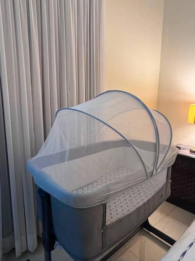 Baby Crib/Cot.