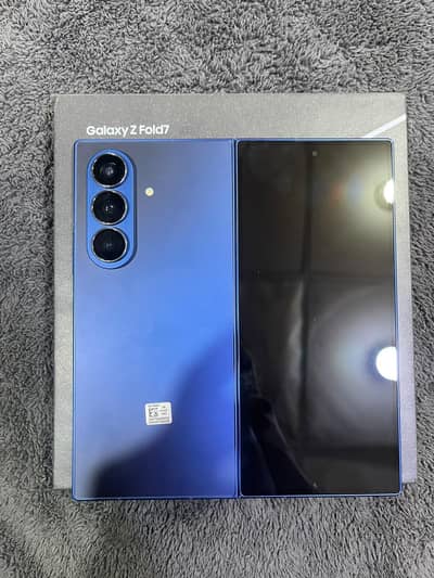 Samsung Mobile Z Fold 7 12GB Ram & 512GB Rom