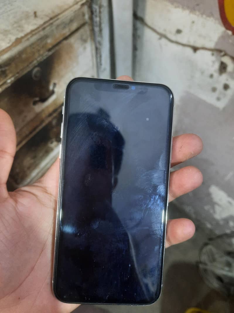 Apple iPhone X 1