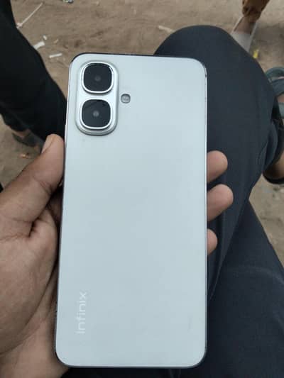 Infinix smart 10