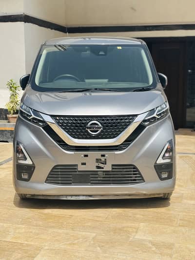 Nissan Dayz Highway Star 2021