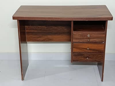Computer / Study table