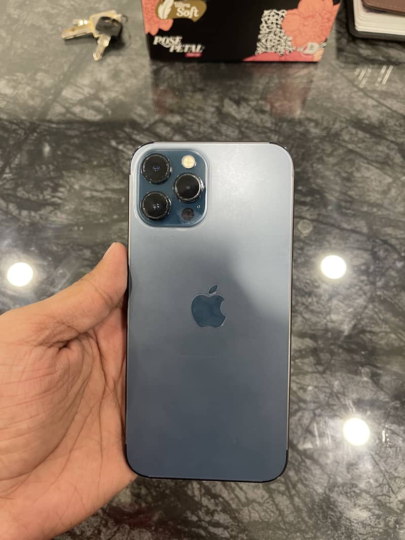 Apple iPhone 12 Pro Max 1
