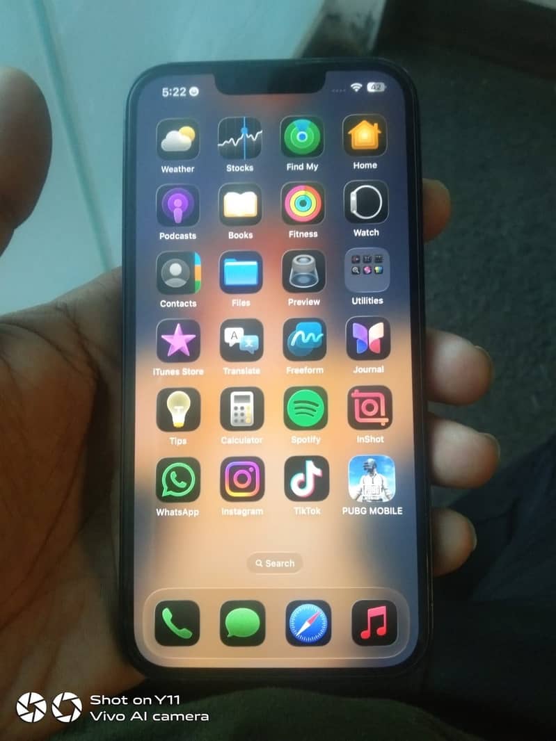 Apple iPhone 13 1