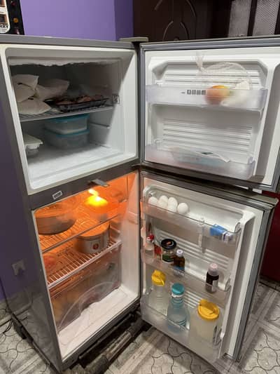 Haier medium size fridge perfect condition