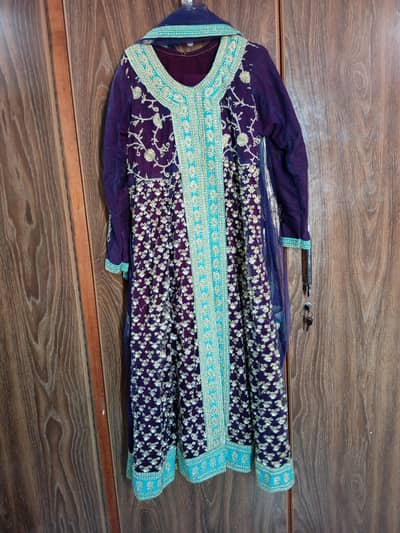 wedding dresses in new condition