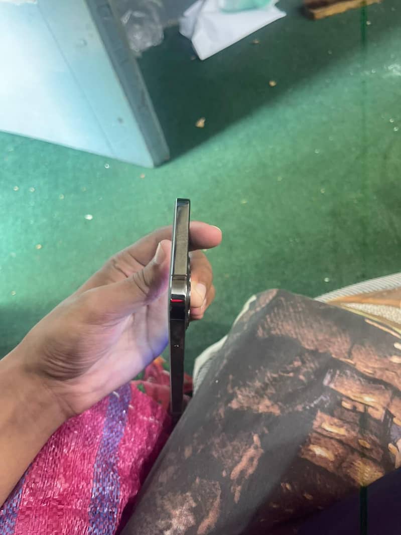 Apple iPhone 12 Pro 4
