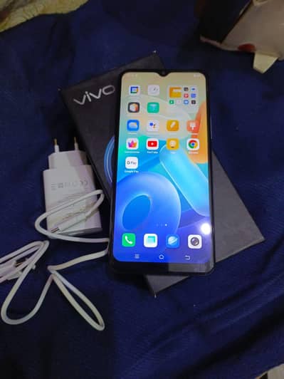 Vivo V40 lite 8/256 New Condition is Full Box Home use