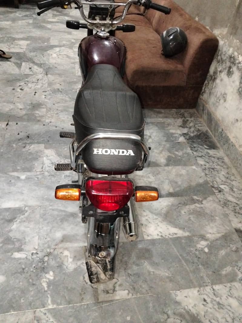 Honda CD 70 4