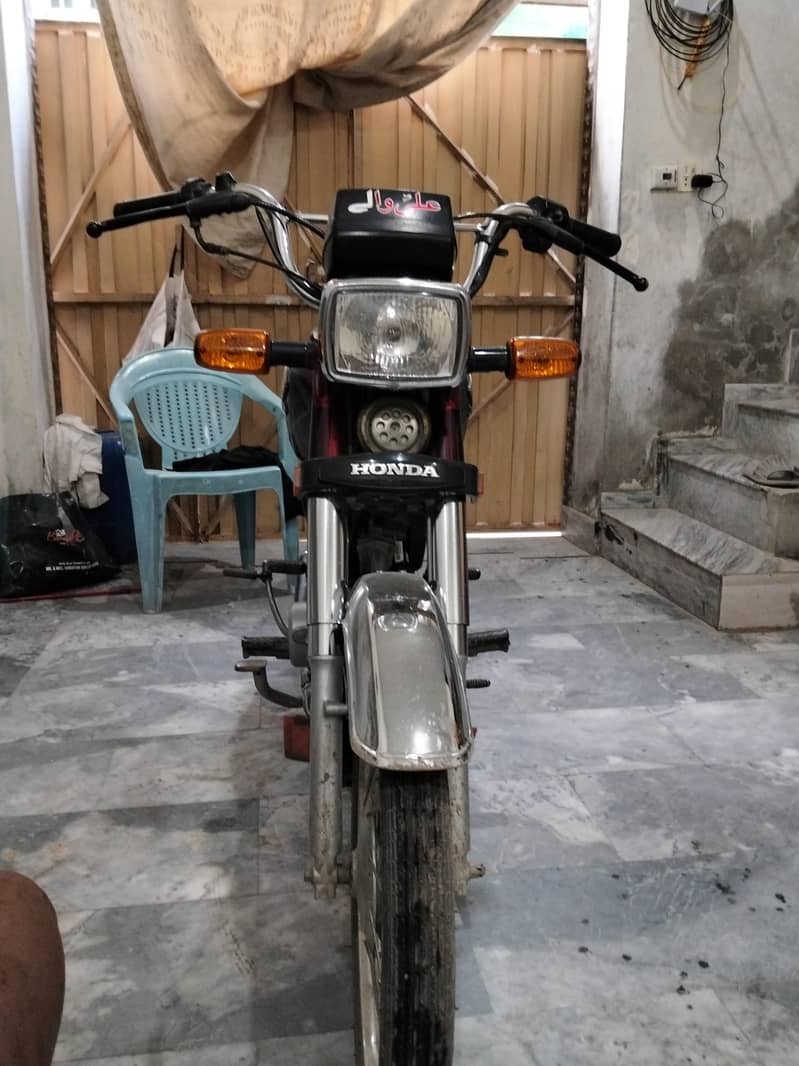 Honda CD 70 5