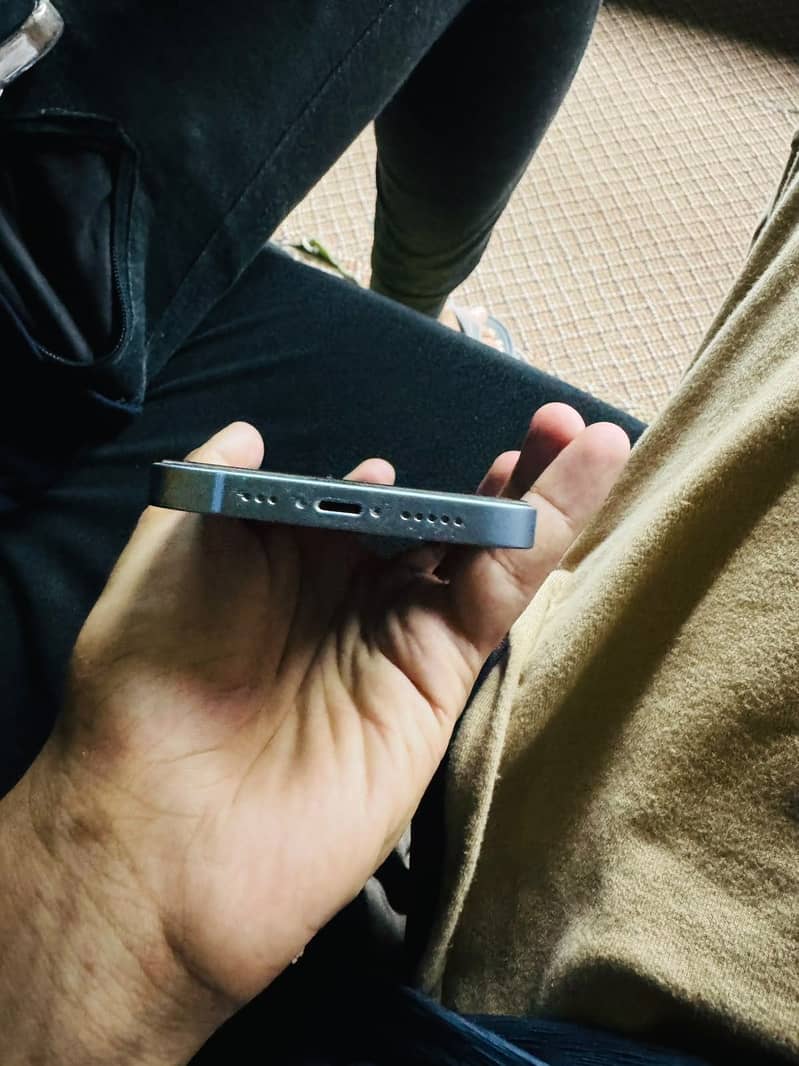 Apple iPhone 14 0