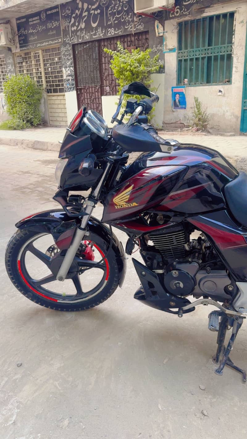 Honda Cb150f 5
