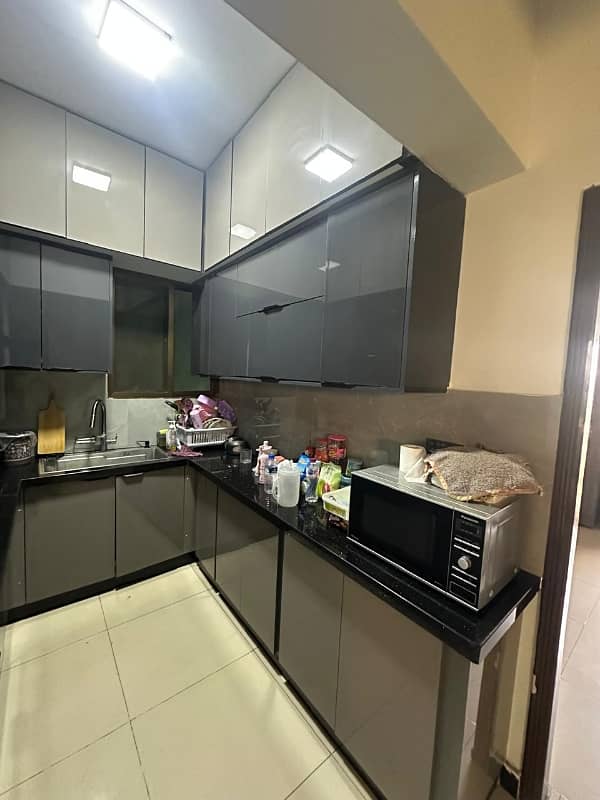 WELL MAINTAINED FLAT LIKE NEW 8