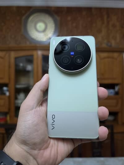 Vivo X300 Ultra 16/512