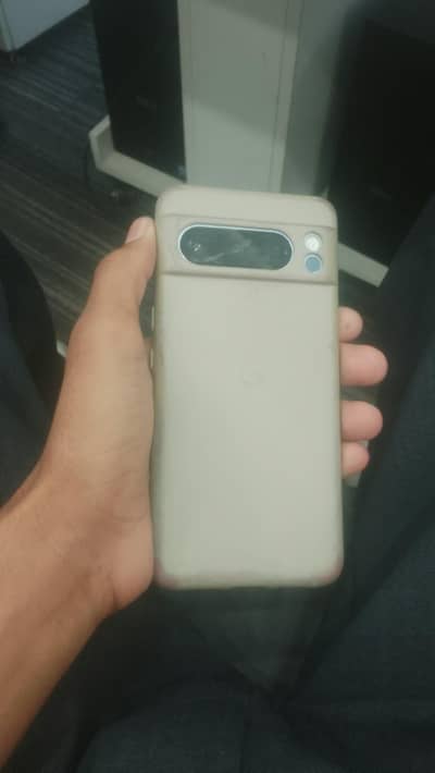Google Pixel 8 Pro