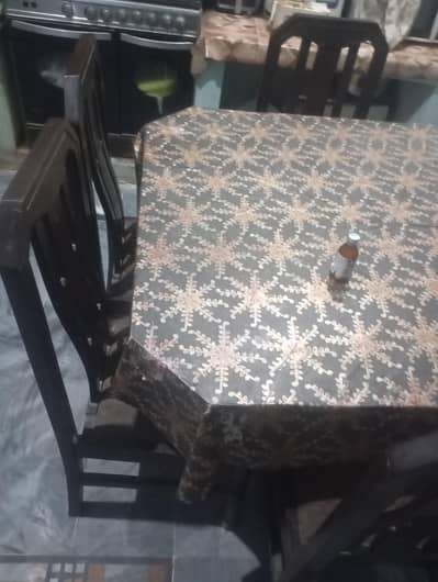 dining table+ 6 chairs