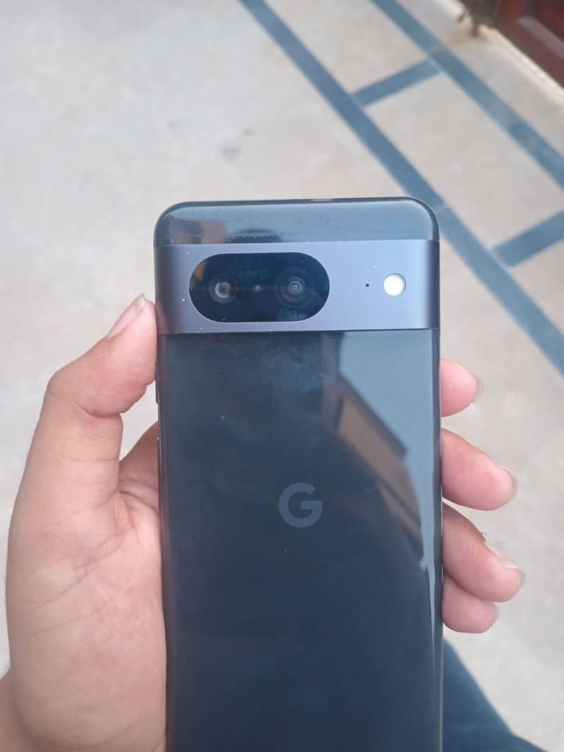 Google Pixel 8 5