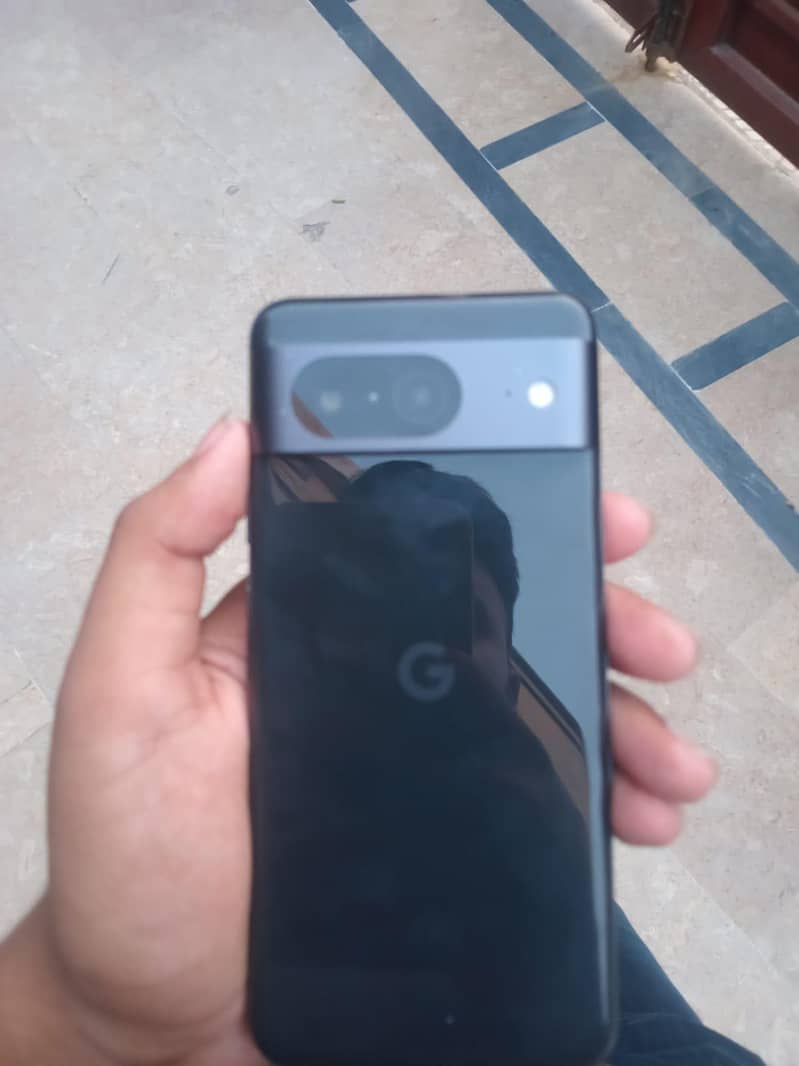 Google Pixel 8 6