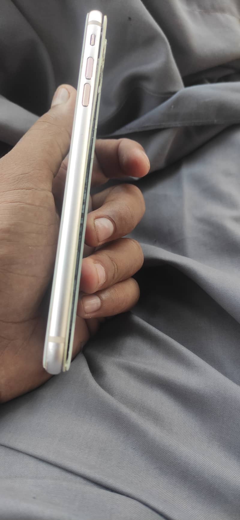 Apple iPhone 8 Plus 1