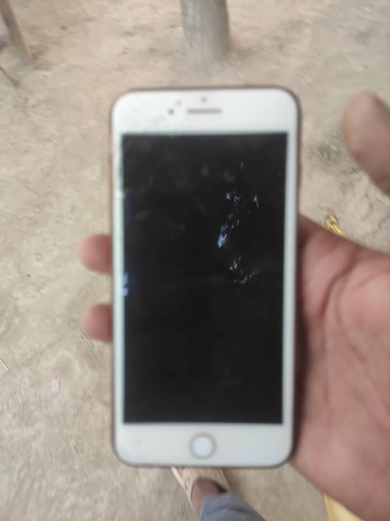 Apple iPhone 8 Plus 5
