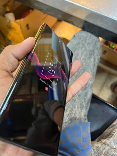 Vivo V40e