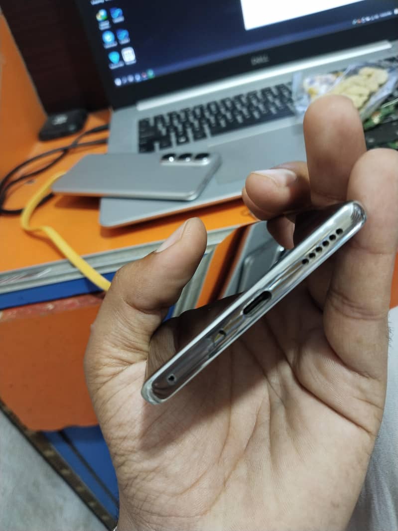 Tecno CAMON 40 Pro 3