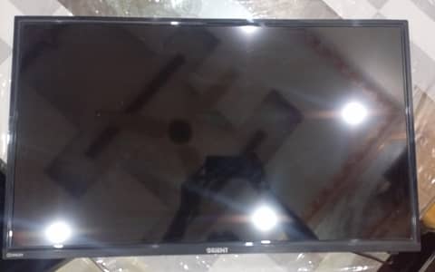 orient 32 inches LED