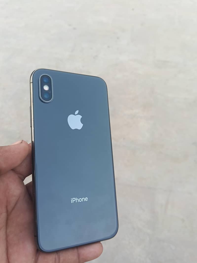 Apple iPhone X 3