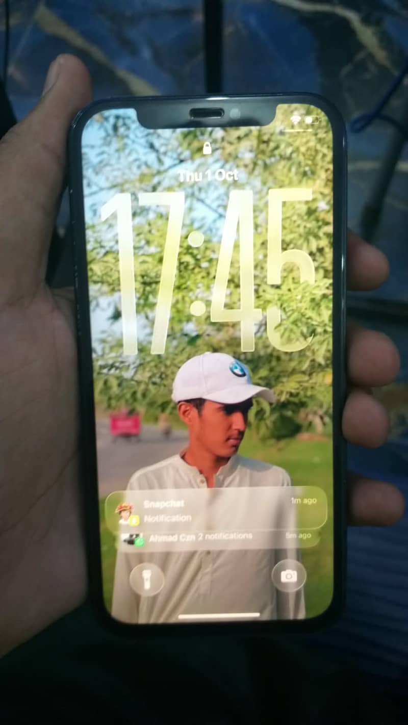 Apple iPhone 12 1