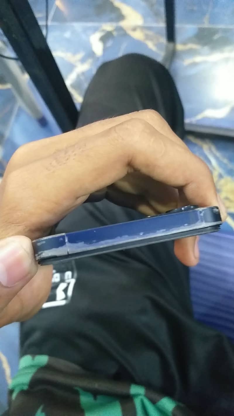 Apple iPhone 12 5