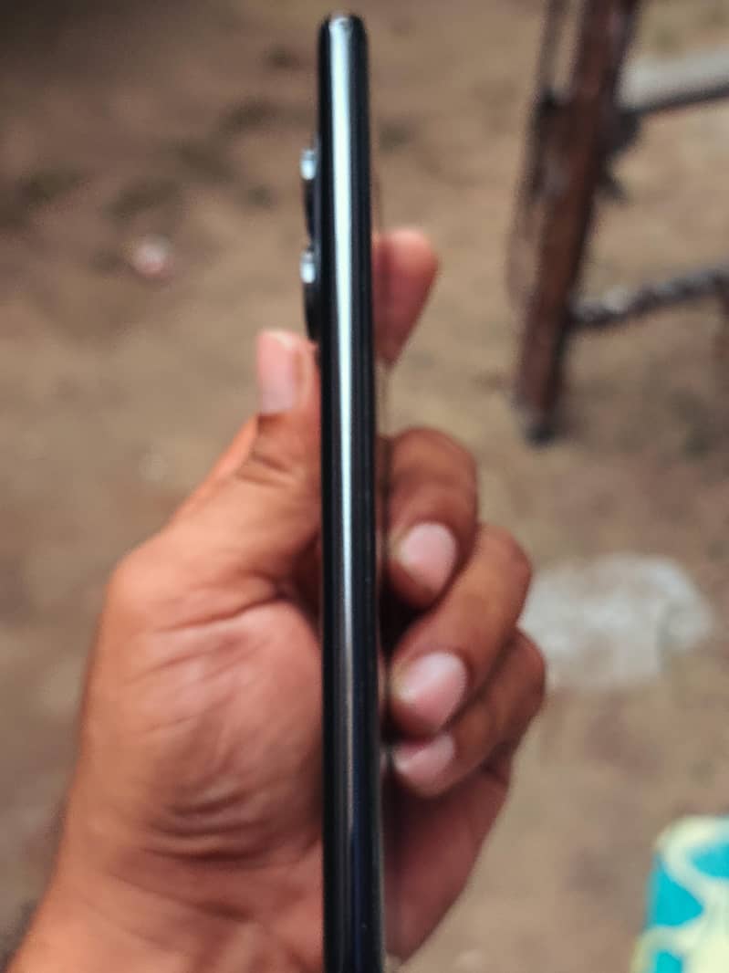Xiaomi Redmi Note 14 Pro 1